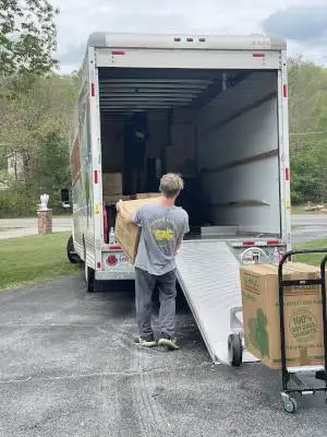 Loading & Unloading Services in McMinn County, Tennessee