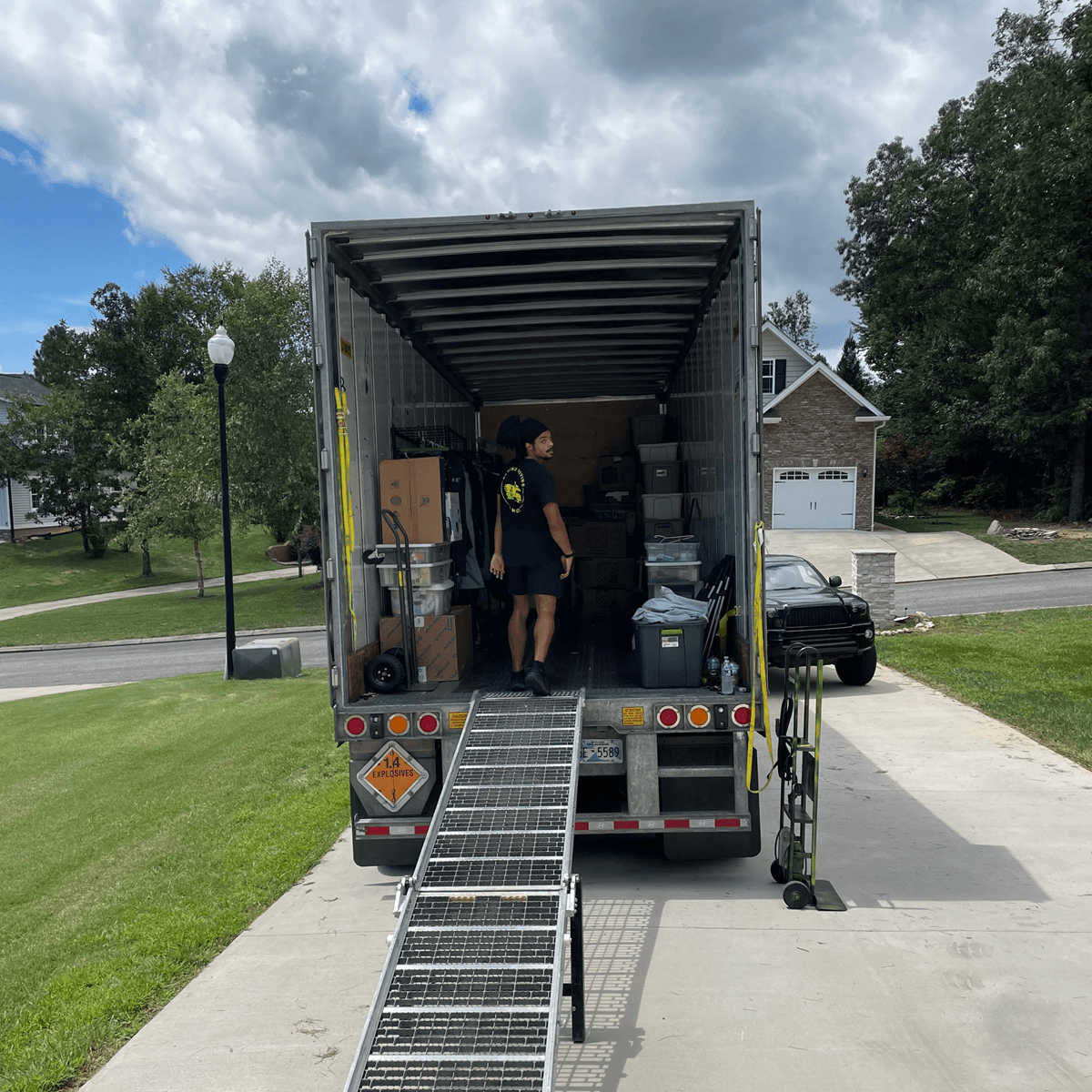 moving-in-dayton-resident Dayton Residents Choose McMinn Moving N More